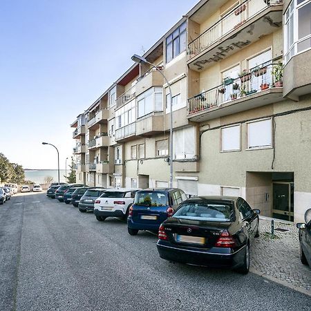 Whome Peaceful Alges Family Home Away From City Noise Экстерьер фото