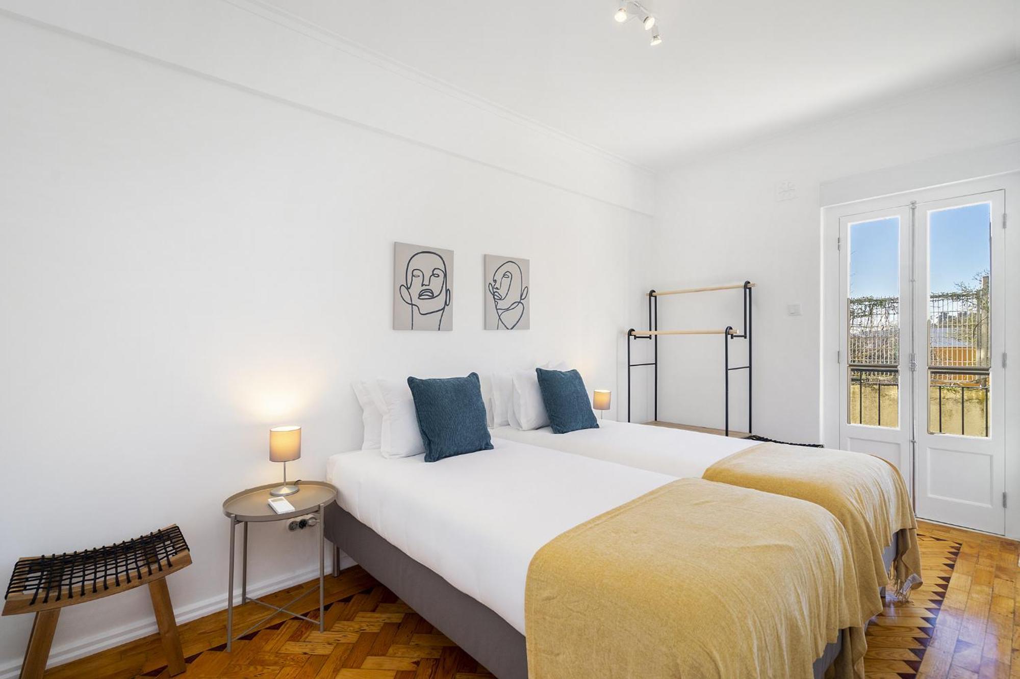 Whome Peaceful Alges Family Home Away From City Noise Экстерьер фото