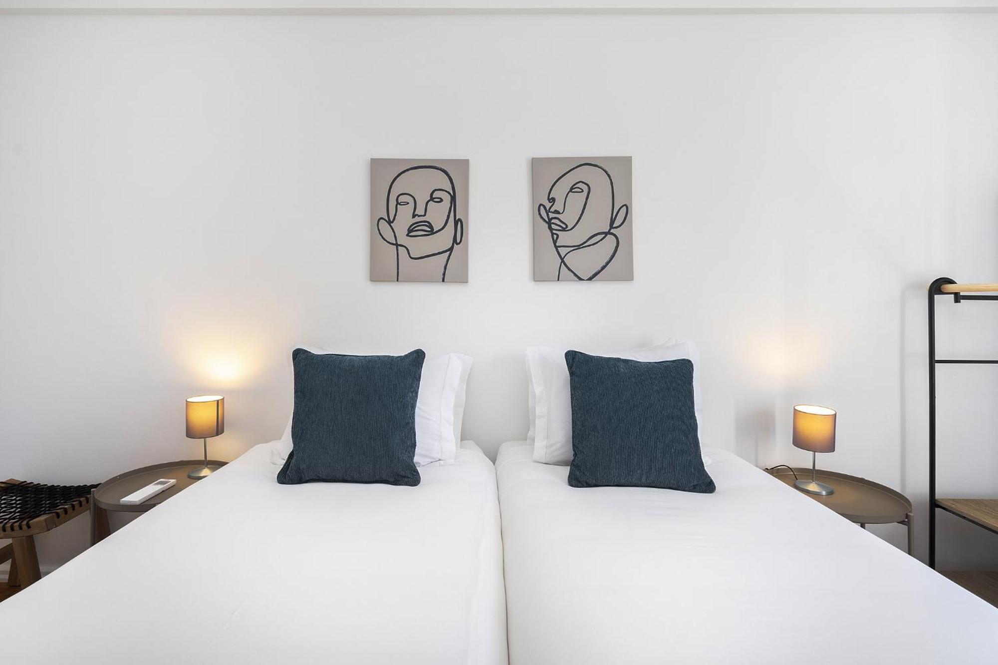 Whome Peaceful Alges Family Home Away From City Noise Экстерьер фото